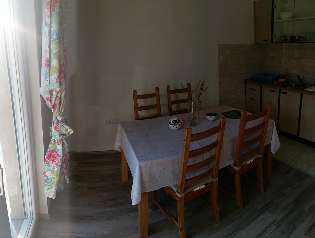 Apartments Sadina Skradin Exterior foto